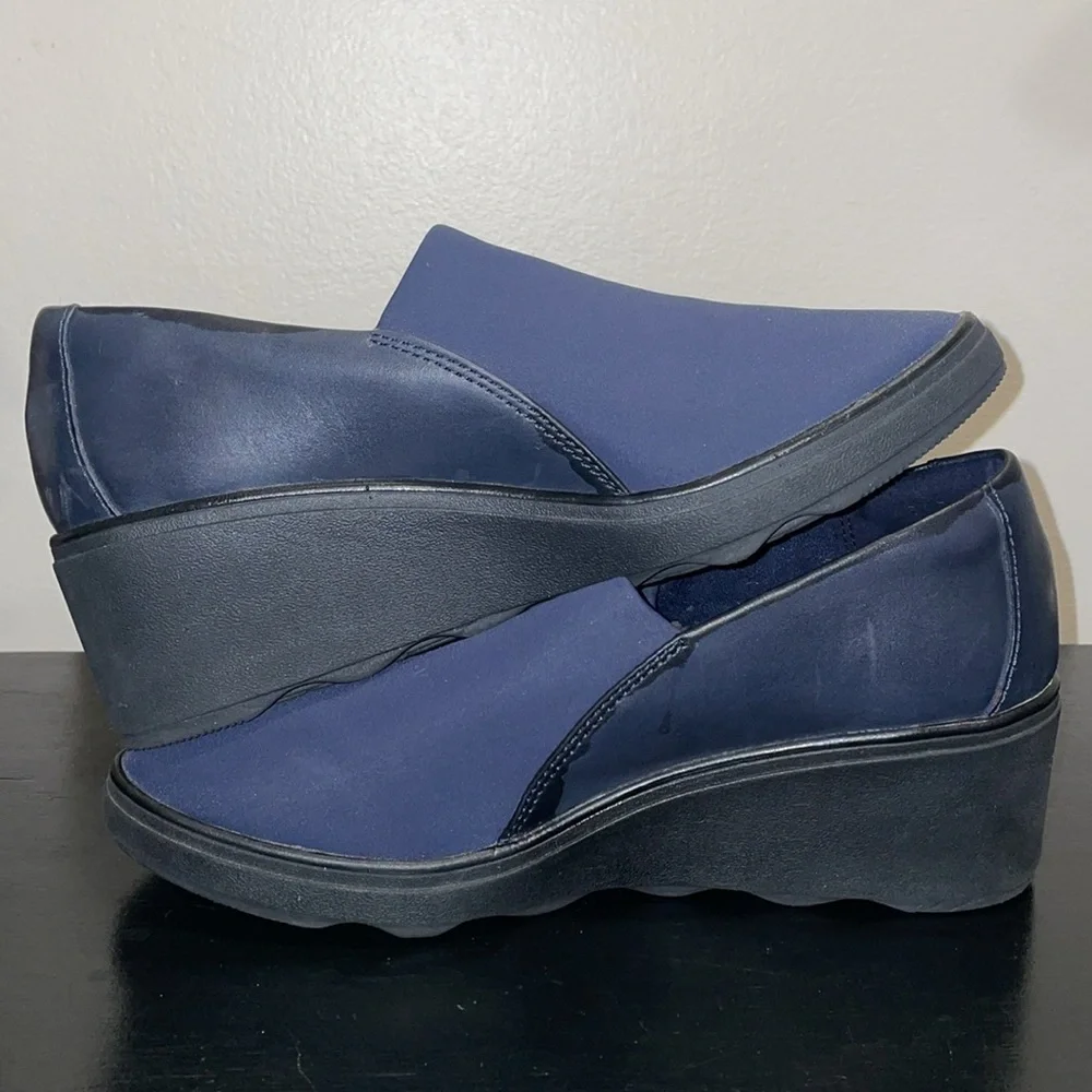 Clarks Women's Mazy Seabury Loafer, Navy Leather/Stretch Combi,‎ Size 8
